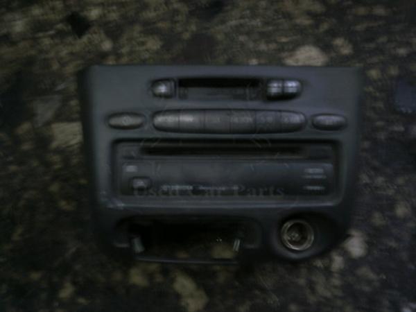  CD 86120-52020  Toyota Yaris 99-03 (31) 