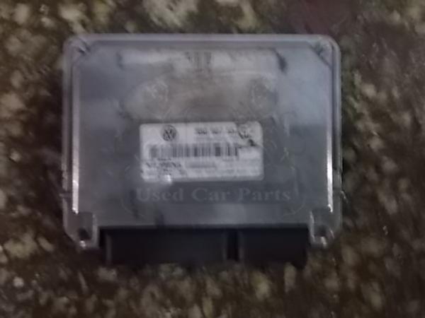     Volkswagen Passat 96-00 3B0907557C 