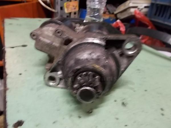    Volkswagen Golf 4 97-03 5D 0001120408 