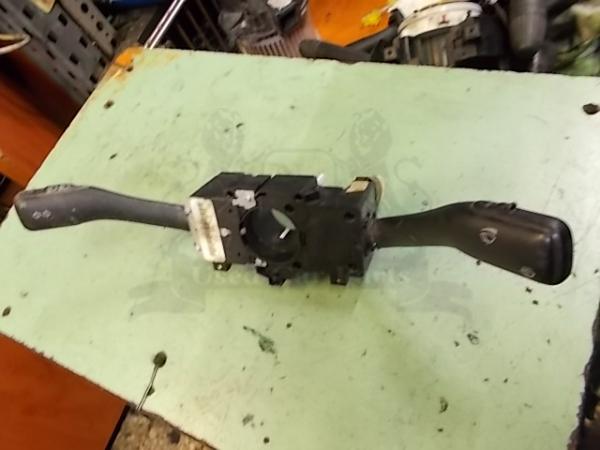   -  Audi A4 Berlina 99-00 8L0953513G 30() 