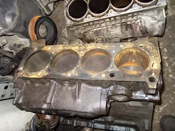     Mitsubishi Pajero 84-91, Mitsubishi Pajero 91-98 4G54 2600CC 