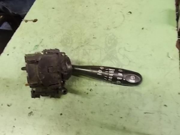   -  Toyota Corolla 02-04 35P 