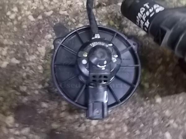     Suzuki Grand Vitara 3D 99-05 194000-135011u 