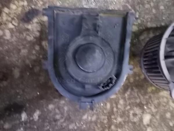     Volkswagen Golf 4 97-03 3D 