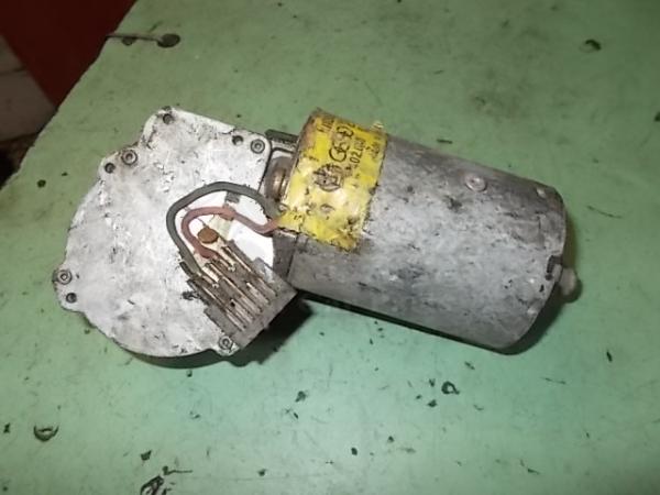      Volkswagen T3 Transporter 79-92 251955113 (17) 