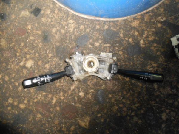   - 17A164LH1  Toyota Avensis Berlina 98-03 