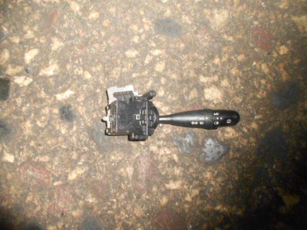   - 173681  Toyota Corolla 02-04 35P 