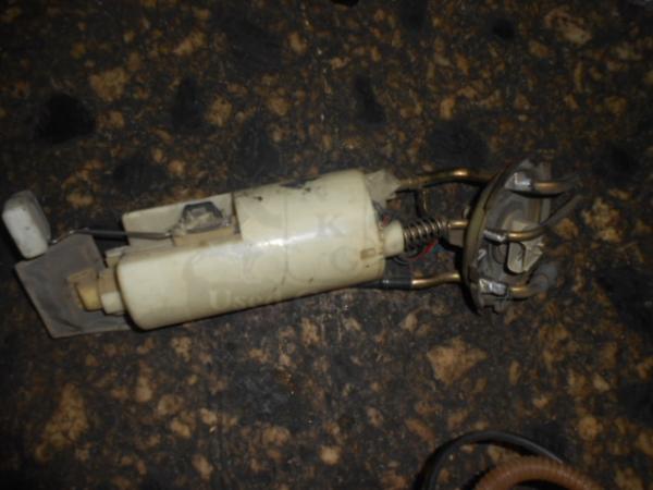    4682761  Chrysler - Jeep Voyager 98-00 