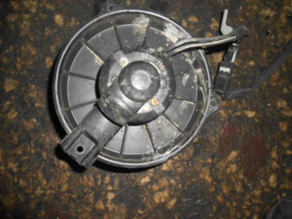    194000-0520  Toyota Corolla Berlina 00-02 (50) 