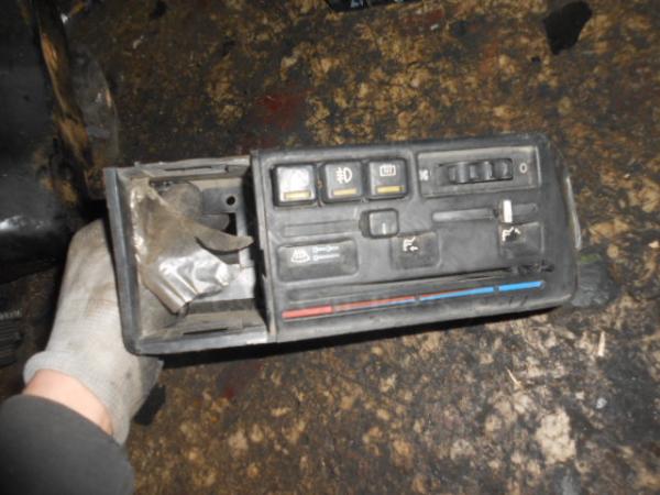   13138196  Opel Vectra A 89-92 
