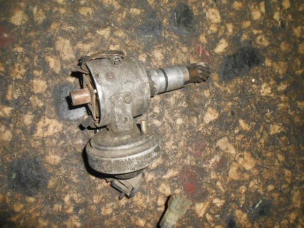   84BF12100CA  Ford Fiesta 83-89 