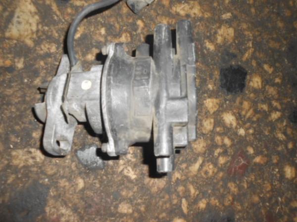   22100D3502  Nissan Bluebird u11 83- 