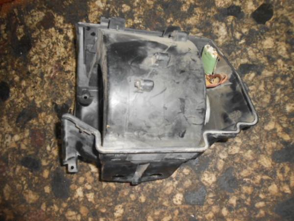    52463004  Opel Corsa B 95-00 3D 