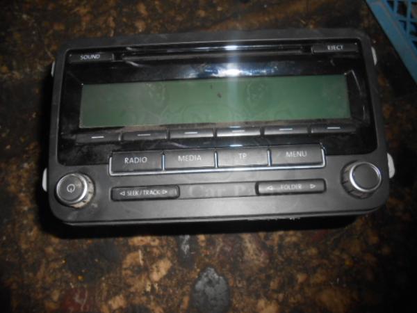  CD 5M0035186AA  Volkswagen Polo 09> 3D (N9) 