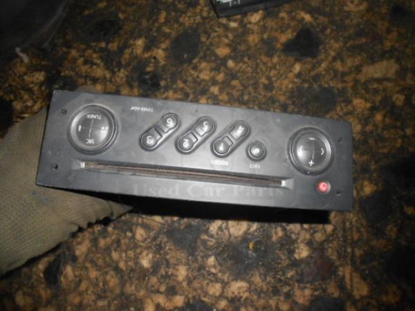  CD 8200256141D  Renault Megane II Berlina 02-06, Renault Megane II Berlina 06-08 (28) 