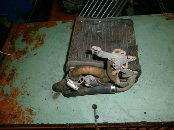      Mitsubishi L300 79- 