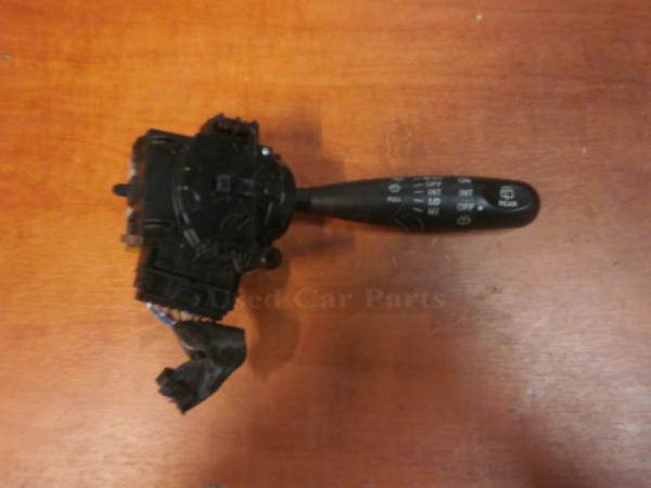   -  Toyota Yaris 99-03 7(o) 