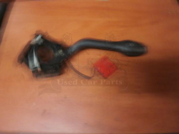   -  Volkswagen Polo 94-99 5D 29(o) 