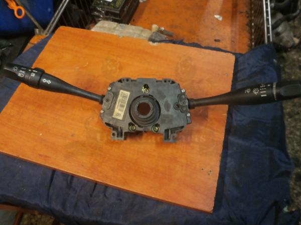   -  Nissan Primera P11 99-02 25(o) 