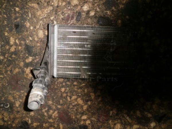      Renault Clio 96-98 