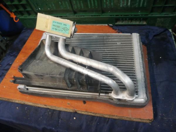    A C  Fiat Grande Punto 3D 05-07 