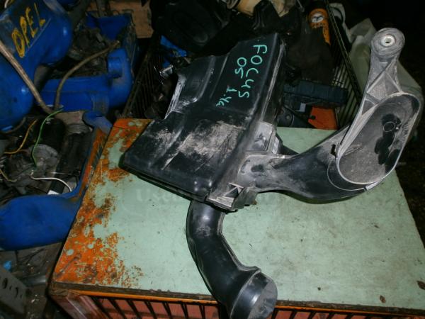    Ford Focus hatch 3D 04-08. 
