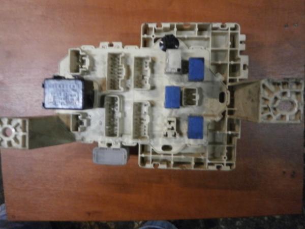  3677072KB2  Suzuki Swift 3D 06-11 (W5) 