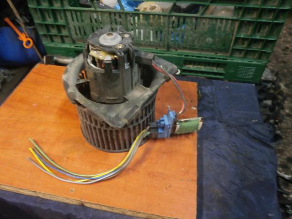     Opel Vectra B Sdn 96-98, Opel Vectra B Sdn 99-02 107 