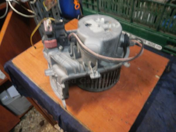     Renault Clio 01-05 (56) 