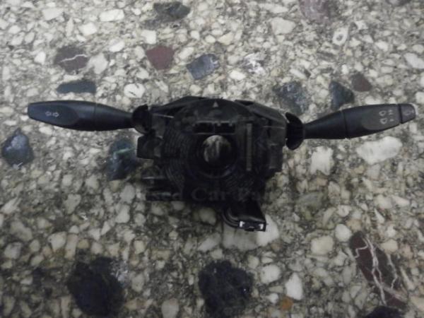   -  Ford Focus hatch 3D 02-04, Ford Focus hatch 3D 04-08 31(o) 