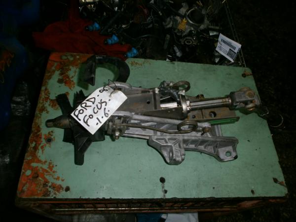     Ford Focus hatch 5D 04-08 