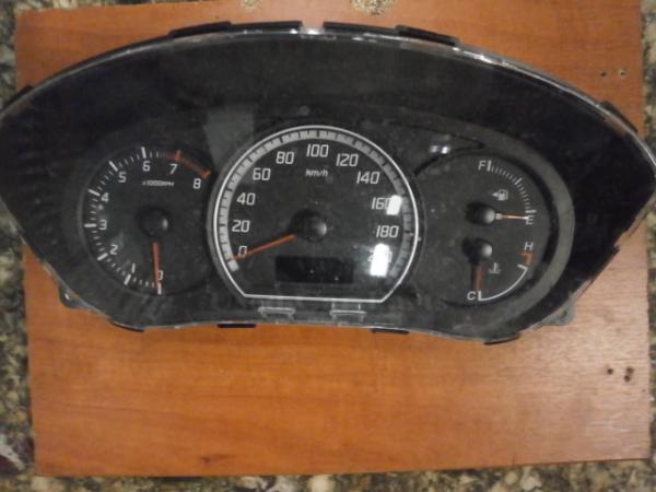    Suzuki Swift 3D 06-11 