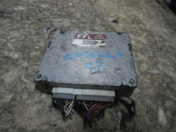    Toyota Corolla Berlina 97-00 ABS (6) 