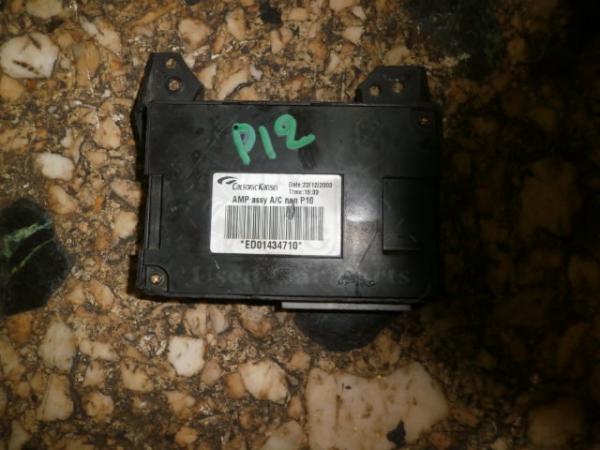    Nissan Primera P12 02- (3) 