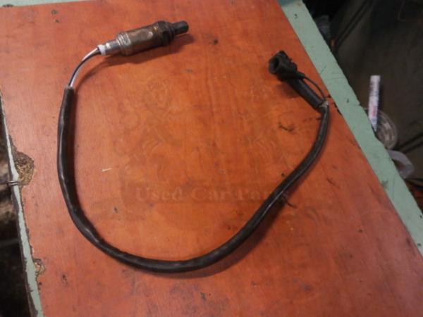    0258003075  Saab 900 5D 94-98 (1) 