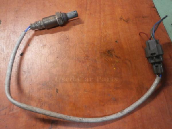    8946728010  Toyota RAV 4 00-03 (5) 