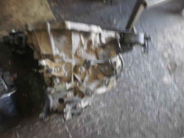    Toyota Yaris 10- 