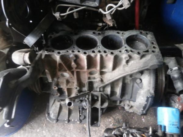     Nissan Serena 92 