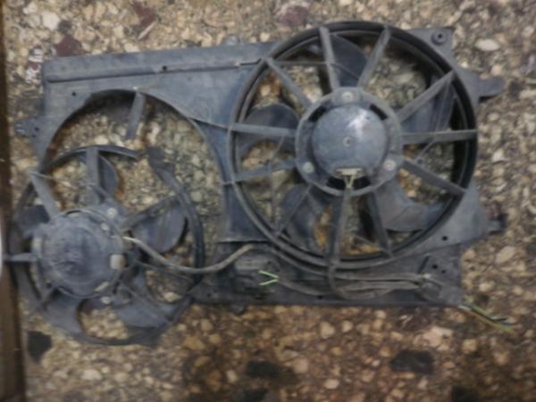    Ford Focus hatch 3D 02-04 