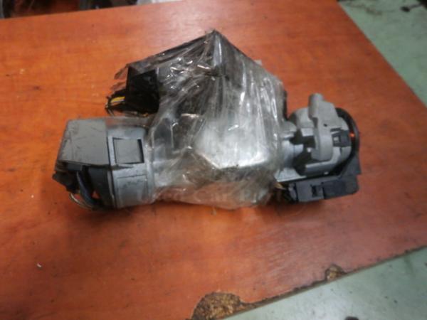      Ford Focus hatch 3D 04-08 