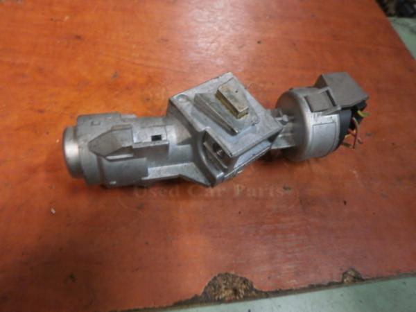      Ford Focus hatch 3D 04-08 