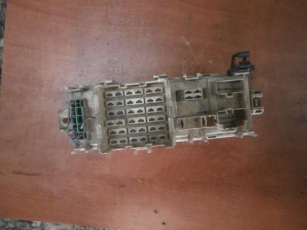    Mazda 323 Hatch 90-92 (19) 