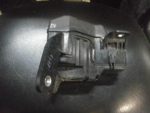    Toyota Avensis Berlina 98-03 (82) 