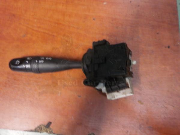   -  Toyota Avensis Berlina 03-08 3(0) 