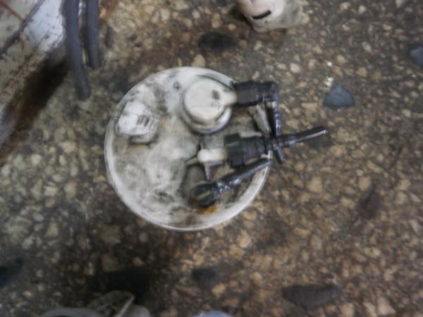     Toyota Avensis Berlina 03-08 diesel 77010-02040 d4d t25 