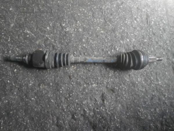      Renault Megane I Berlina 96-99 