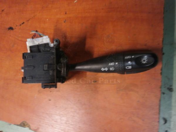   -  Suzuki Grand Vitara 3D 05> 173744 (27) 