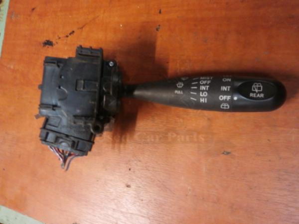   -  Toyota Yaris 99-03 173647 18() 