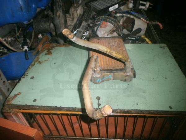      Toyota HiLux 95-98 
