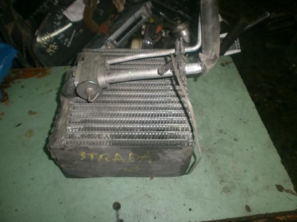    A C  Fiat Strada 99-02 